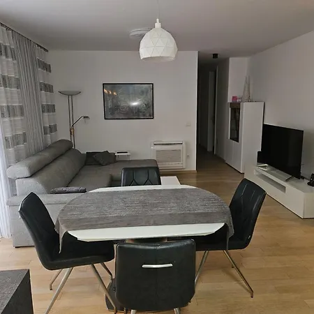 Apartment Romeo *
